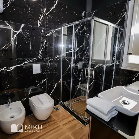Miku - Contemporary 1 Bdr At Komuna E Parisit Tirana