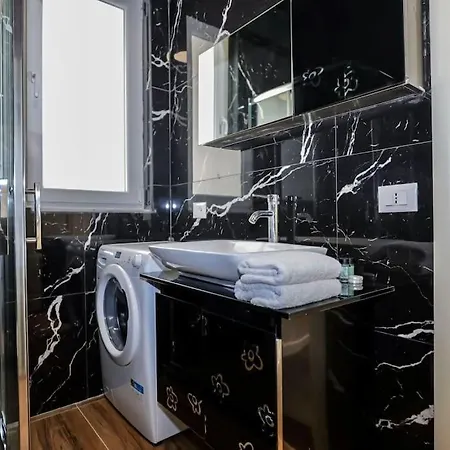 Miku - Contemporary 1 Bdr At Komuna E Parisit